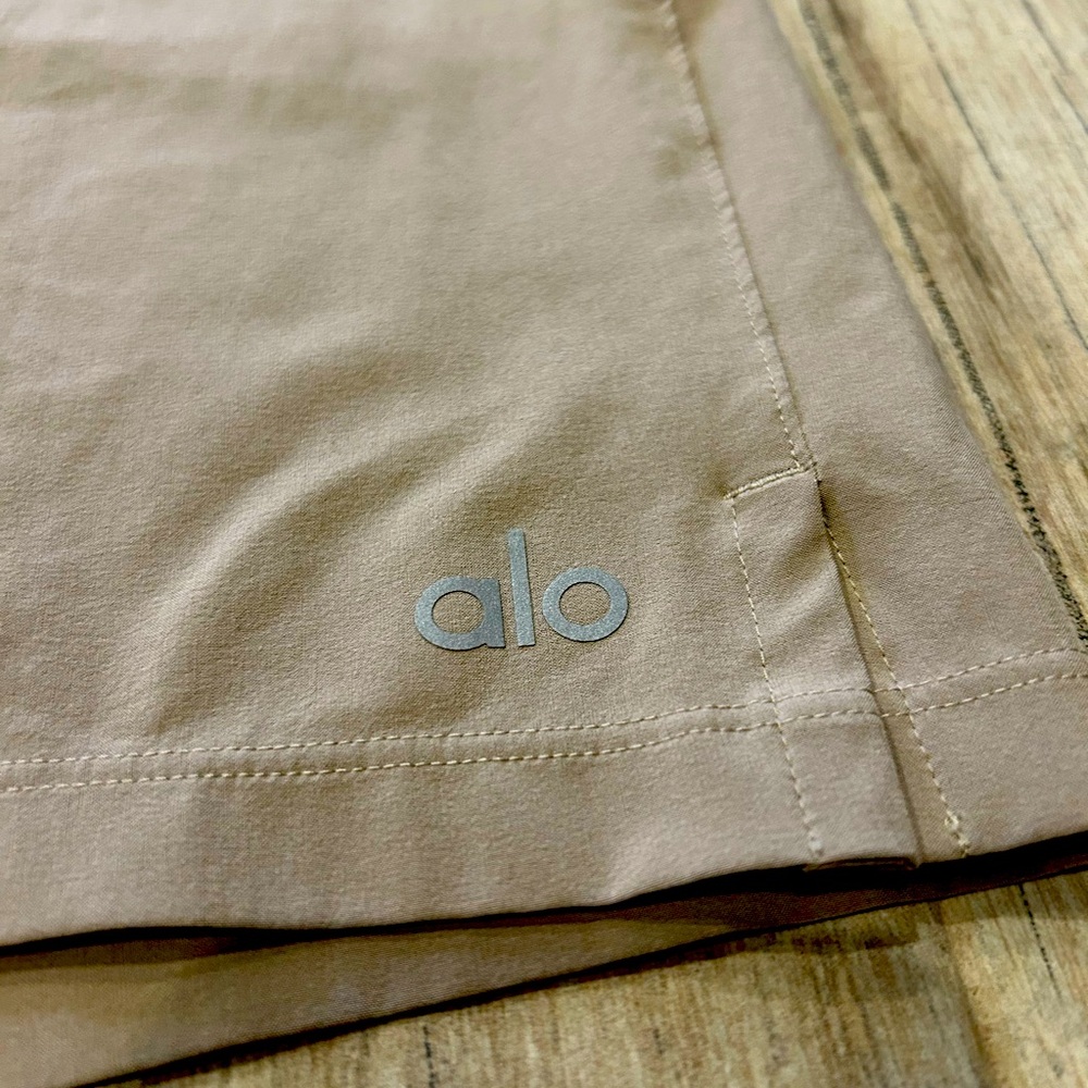 Men’s Alo Yoga Repetition Shorts 7”, M, $68